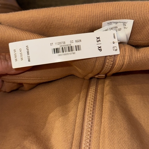 New PINK
IVY FLEECE HALF-ZIP SWEATSHIRT - Picture 5 of 5